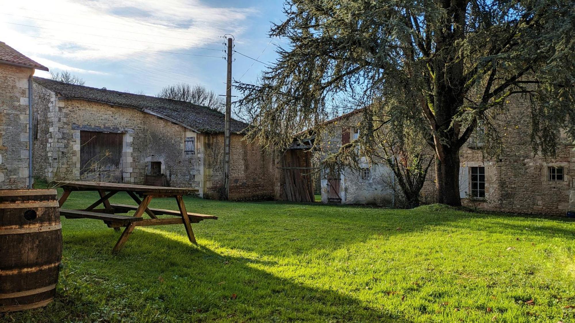 Chateau De Sauge Saivres المظهر الخارجي الصورة